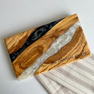 Charcuterie Board with Leg, Olive Wood and Epoxy Resin Personalized Serving Board, Custom Made Wooden Cheese Board, Kitchen Decor, Handmade