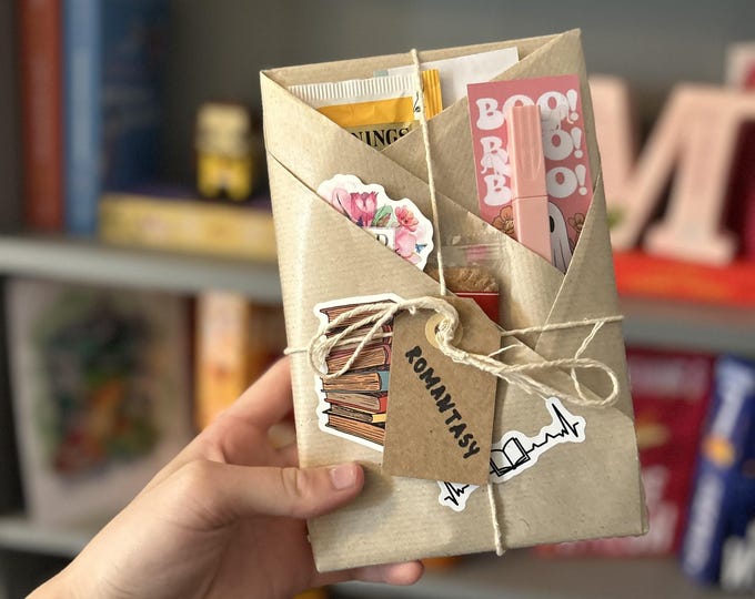 Blind Date with a Book - Romantasy Version