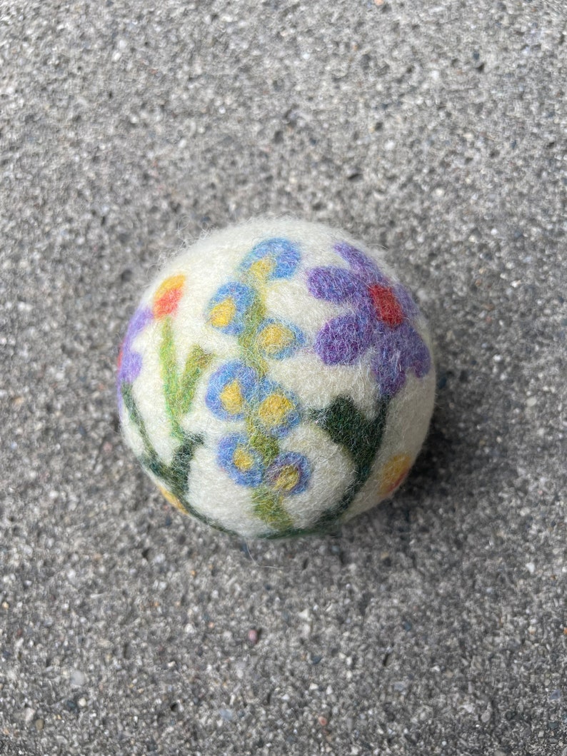 Wildflower Bouquet Felted Wool Dryer Ball, Floral Decor, Botanical Art, Custom Dryer Ball image 4