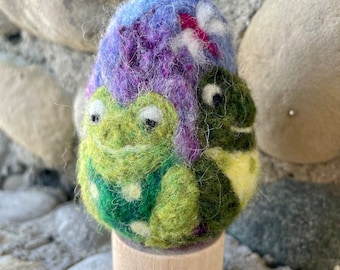 Needle Felted Wool Easter Egg, Frogs in a Pond