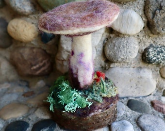 Wood Blewit Mushroom Sculpture, Needle felted wool fungi model