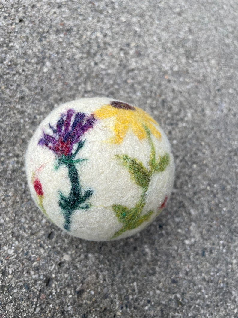 Wildflower Bouquet Felted Wool Dryer Ball, Floral Decor, Botanical Art, Custom Dryer Ball image 3