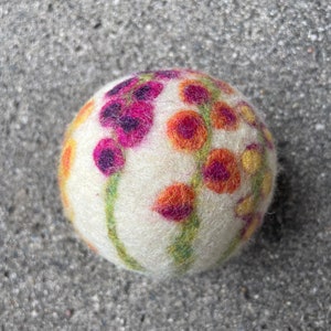 Wildflower Bouquet Felted Wool Dryer Ball, Floral Decor, Botanical Art, Custom Dryer Ball image 8