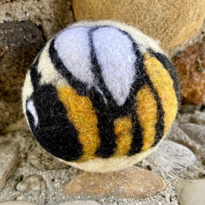 Bee Honeybee Bumblebee Felted Wool Dryer Ball, Farm Toy, Insect Decor, Dryer Ball Set image 4