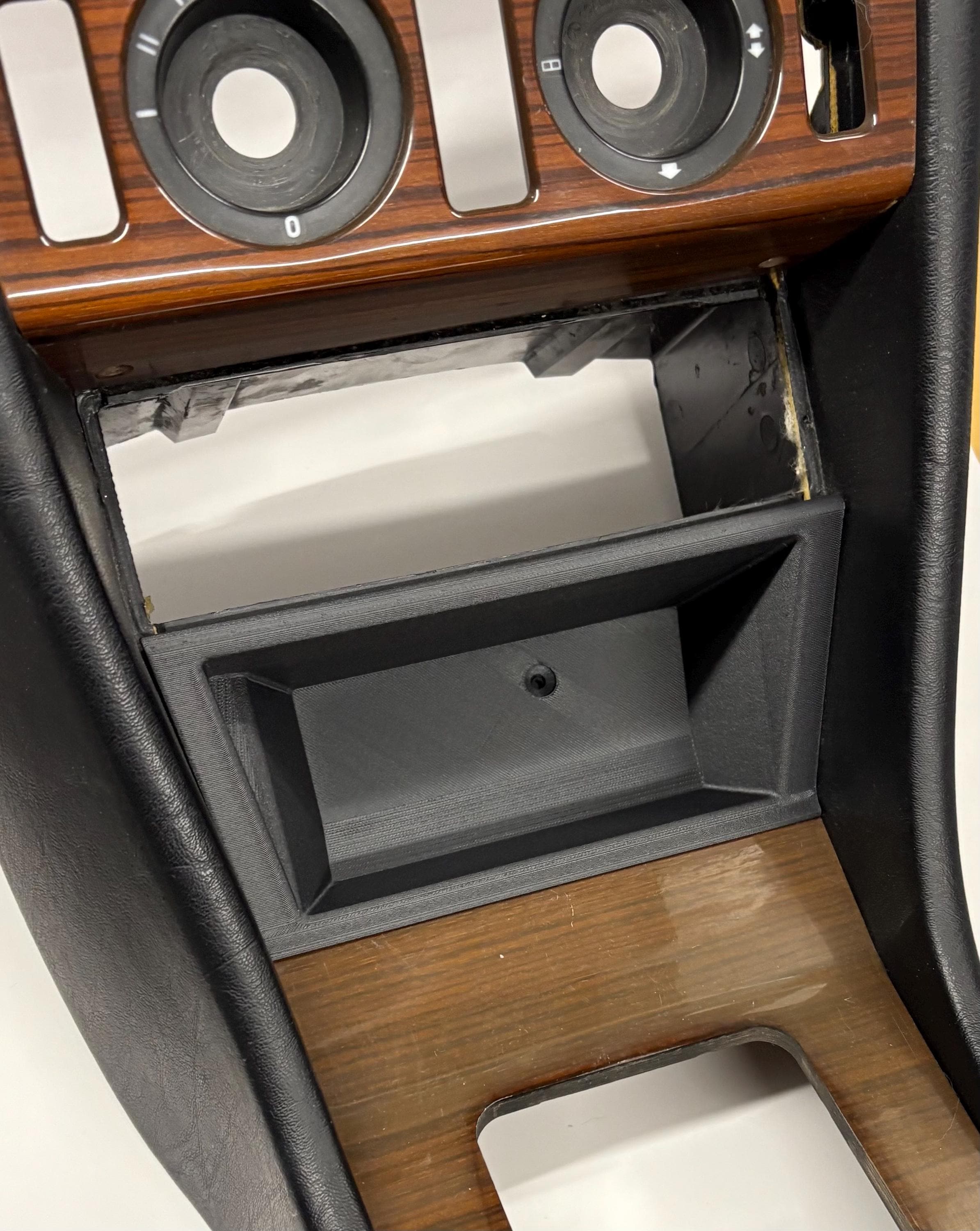 Mercedes W124 Storage Tray Instead of Ashtray | Ashtray Delete