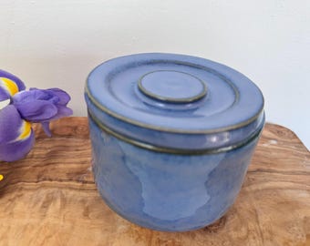 Burriera francese in ceramica fatta a mano / Gres blu