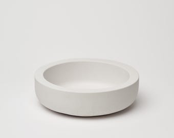 Concrete bowl – Caesar – handmade 23 cm (9.1 in) – minimalist decor – white round design
