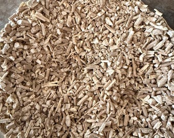 Ashwagandha Root: Herbal Tea and Craft Ingredient