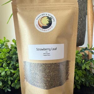 Dried Strawberry Leaf – Organic Fragaria vesca | Loose Leaf Herb for Tea, Ritual & Crafting