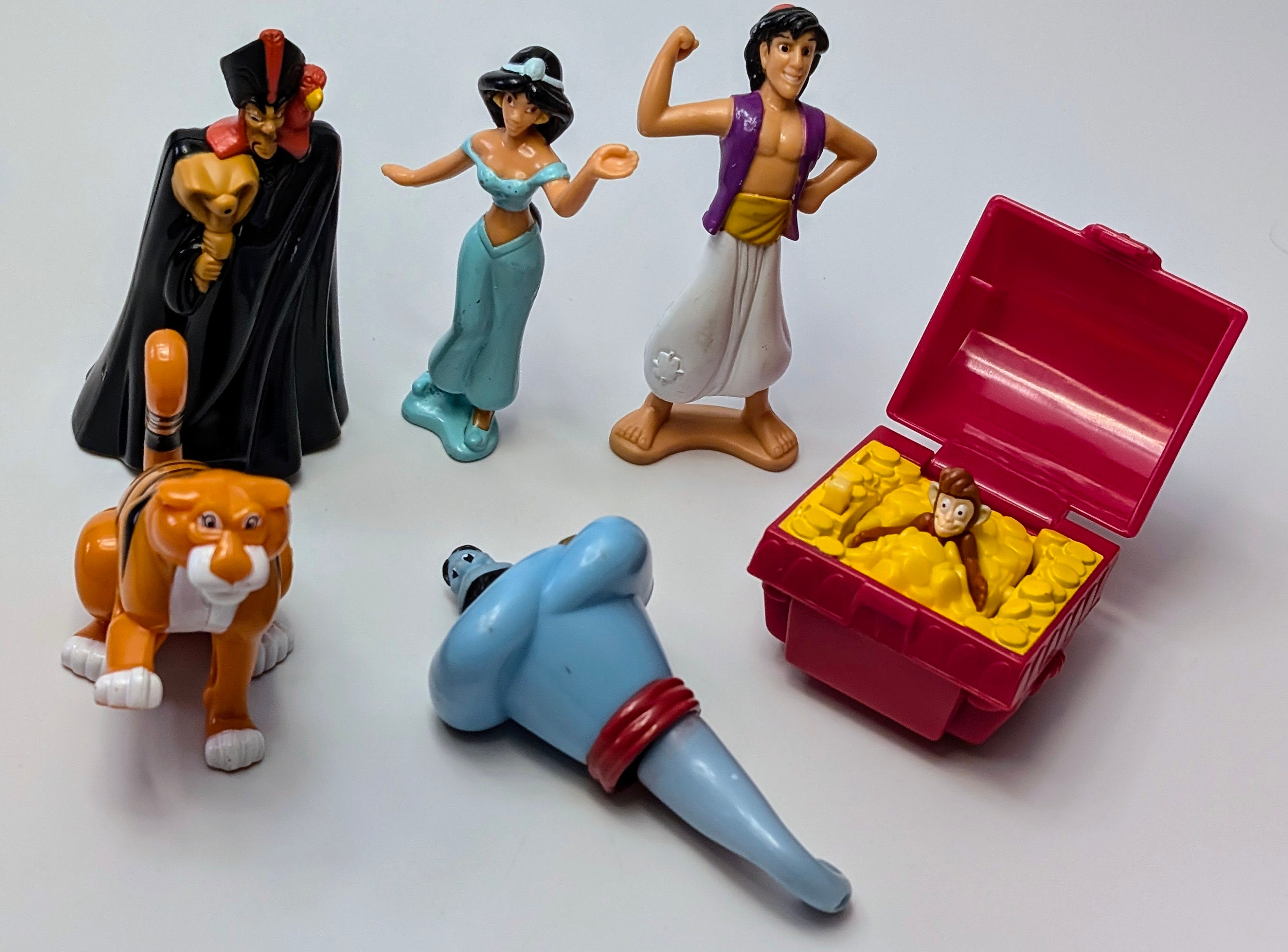 Vintage - 2004 Mcdonald's - Happy Meal / Happy Meal - Disney