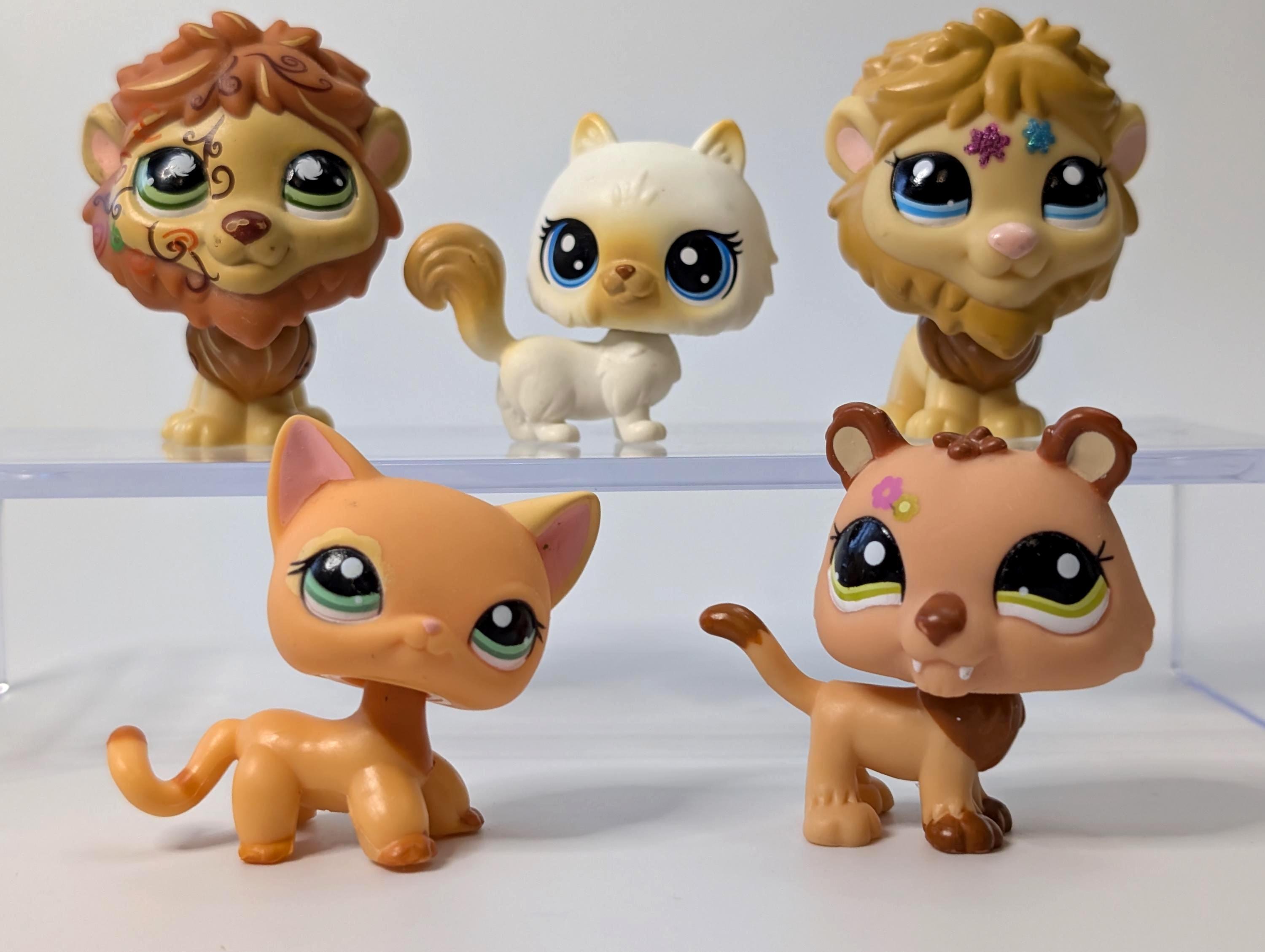 My Littlest Petshop LPS Pet Shop Chinchilla 1401 My Littlest Petshop LPS Pet Shop Chinchilla 1401