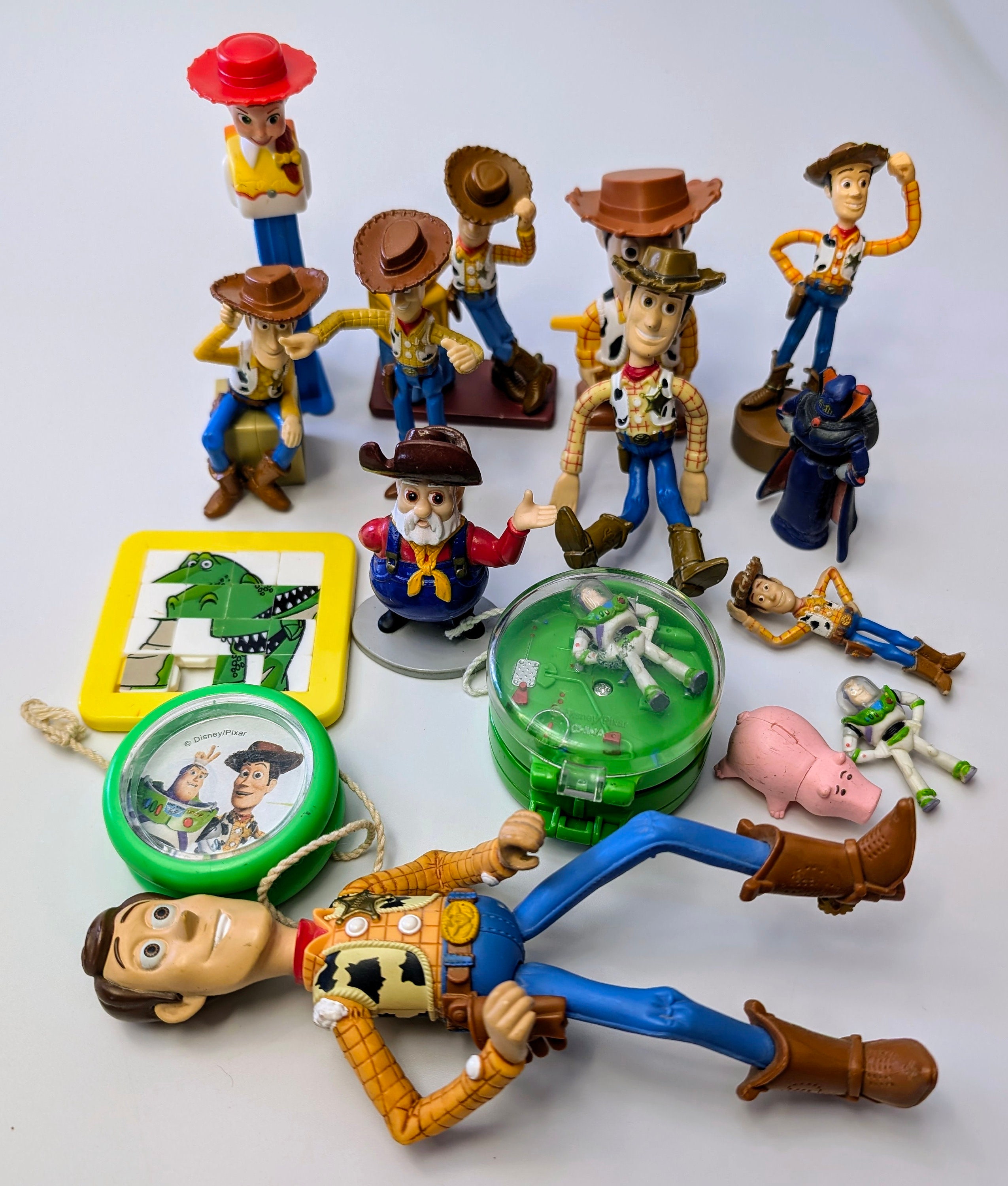 Disney TOY STORY PIXAR タペストリー ラグ 90s il_fullxfull.6334884647_4ar8.jpg