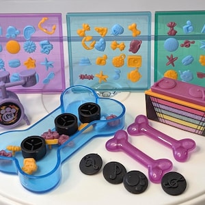 Hasbro - Littlest Pet Shop - LPS - Accessories LOT from Pawza hotel