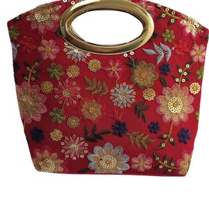 Stickerei Blumen Clutch Tasche-Ethnische indische Handtasche mit goldenem Griff-Hochzeit, Party, Festliche Potli Geldbörse für Frauen-Handmade Abendtasche