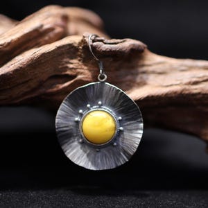 Vintage Silver Amber Flower Earrings: Handmade Energy Stone Jewelry