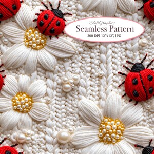 Może przedstawiać: Wzór bez szwów z białymi stokrotkami z perłowymi akcentami i czerwonymi biedronkami na białym dzianym tle. Tekst "ElesGraphics Seamless Pattern 300 DPI 12"x12", JPG" jest widoczny na obrazku.