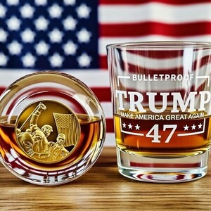 trump, tromp memorabilia coin, trump whiskey glass, whiskey glass, Christmas gift , maga, cocktail glass, challenge Coin, bullet glasses, trump whiskey glass”, “engraved trump tumbler”, “make america great again mug”, “bulletproof trump rocks”, “presidential gift 47”.whiskey Rocks, maga, Trump bullet Glasses