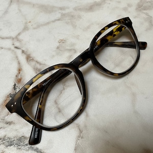 THE OFFICE Bifocal Clear Lens Tortoise Reading Glasses