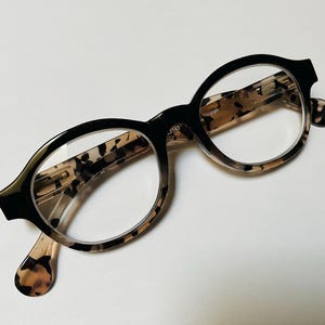 The DELEGATE…Rich Milky Tortoise & Black Reading Glasses