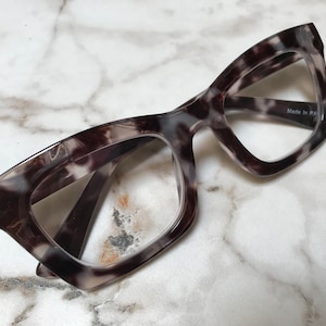 PARIS Runway Fashion  BLACK SABLE Tortoise Rectangle Reading Glasses Frame & Lens Size in Item Details