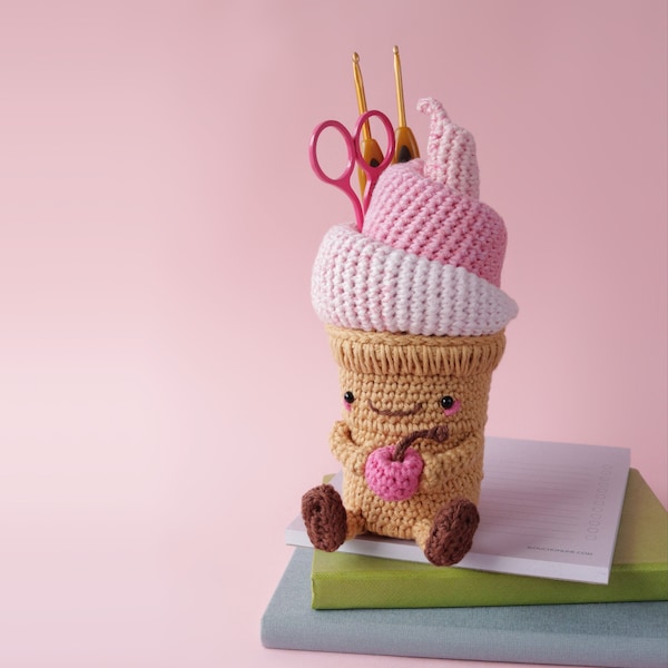 Carlotta Hook Holder - PDF eBook - Irene Strange crochet pattern - cute amigurumi gelato ice cream cone