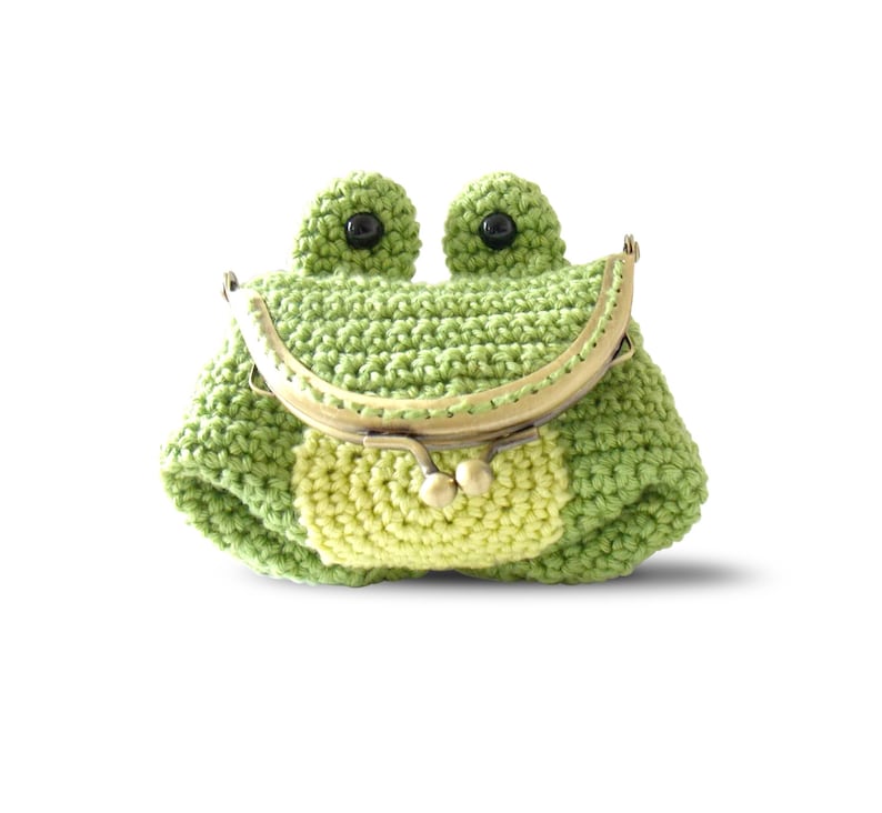 PDF Crochet Pattern Freddie The Frog Amigurumi Coin Purse image 3