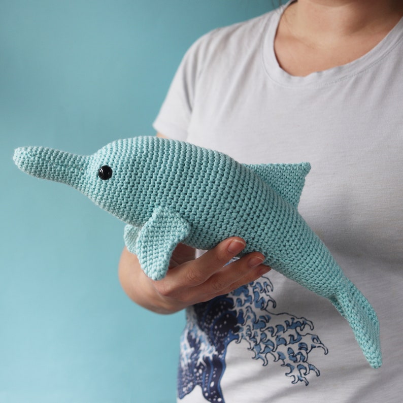 Darcey The Dolphin PDF Amigurumi Pattern image 2