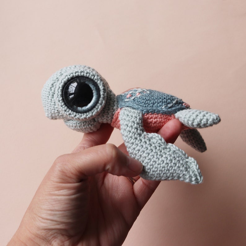 Seymour The Sea Turtle PDF amigurumi crochet pattern image 5