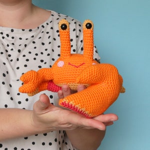 Edward The Fiddler Crab Amigurumi Pattern PDF image 1