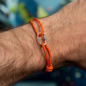 Unisex Climbing Bracelet Adjustable Paracord 2mm, 925 Sterling Silver Carabiner, Men & Women's Climbing Bracelet, Climbing Gift