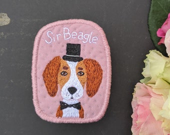 63mm x 68mm ビーグル犬の刺繍ビーズピン - 手作り動物ブローチ、各