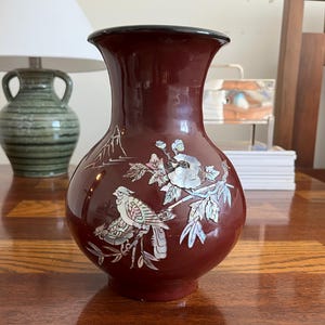 Vintage Korean lacquer vase with mother of pearl inlay design
