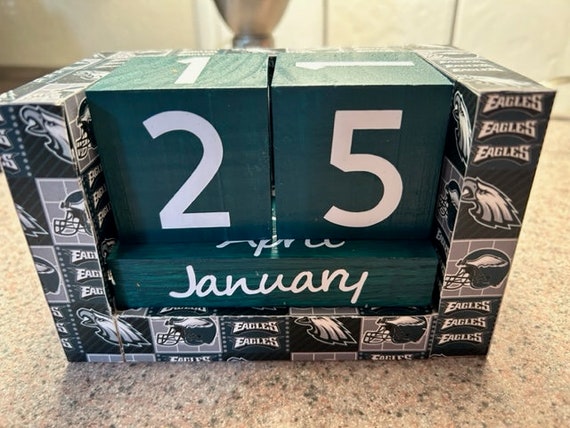 Philadelphia Eagles Perpetual Wooden Block Desk Calendar Decoupaged Wood -  Etsy