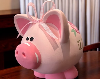 Cofrinho em forma de porquinho, pintado à mão, personalizado, presente para menina, presente para chá de bebê, primeiro cofrinho, decoração para quarto de bebê.