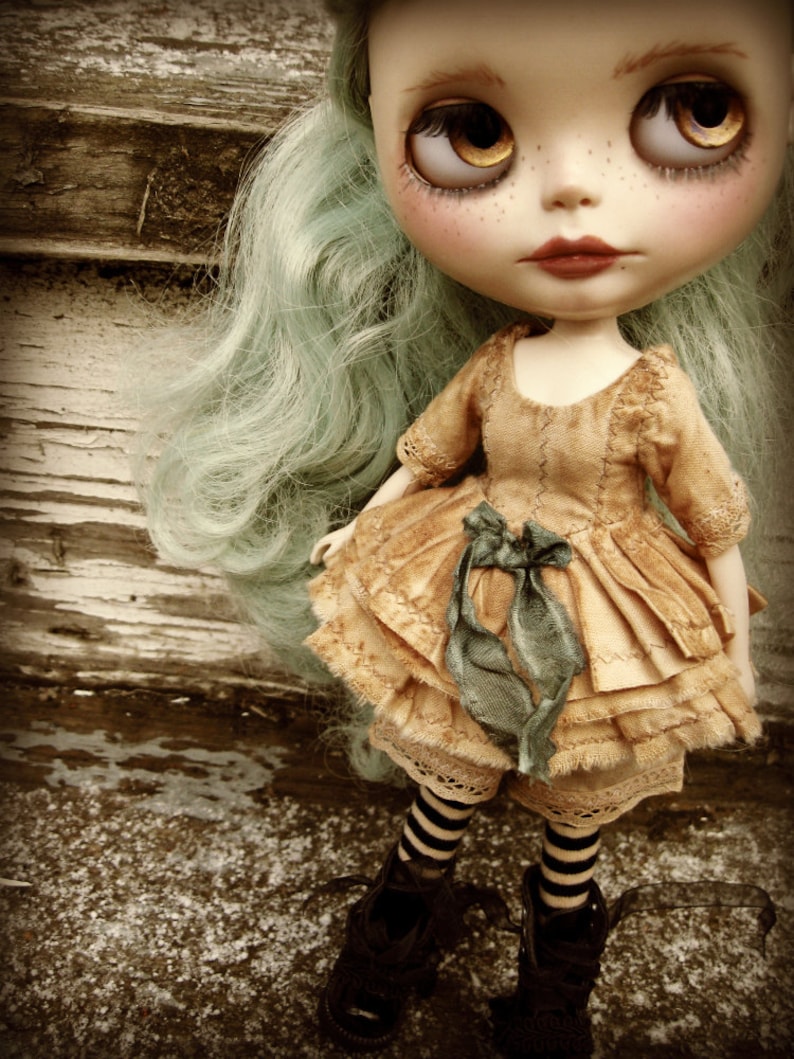 Tea-Stained Lace-Edged Dress and Drawers PATTERN Blythe Doll Designer PatternTutorial PDF for Dress Set by Cindy Sowers