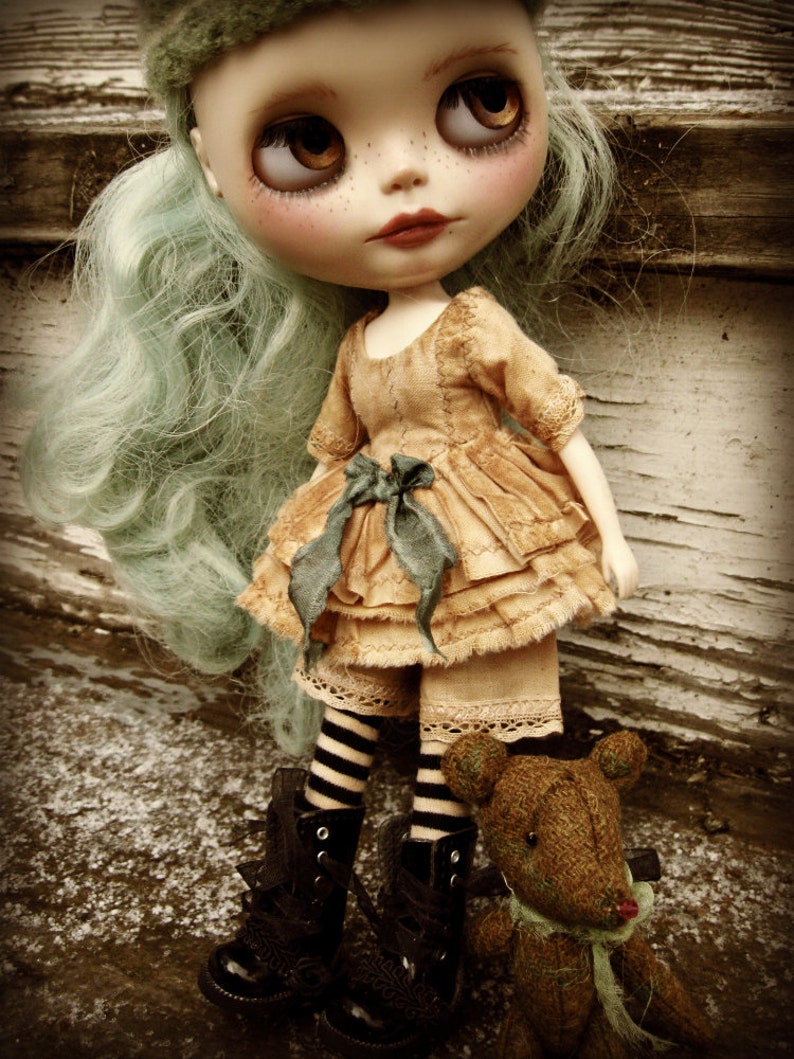 Tea-Stained Lace-Edged Dress and Drawers PATTERN Blythe Doll Designer PatternTutorial PDF for Dress Set by Cindy Sowers