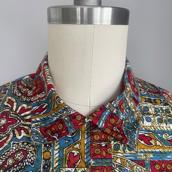 Vintage 1960’s Batik Look Tiki Print Button Down … - image 4