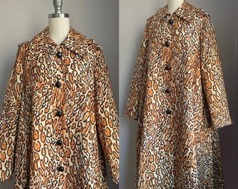 Vintage 1960’s Leopard Print Swing Coat Trench Medium Large