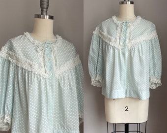 Vintage 1960’s Deadstock Baby Blue Polkadot Bed Jacket Large