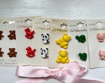 Boutons à coudre vintage Streamline et LeChic cardés : cheval à bascule, panda, nounours, chaton, tortue de mer