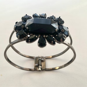 Faux Onyx Oval Cabochon Cuff Bracelet