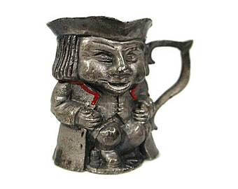 Vintage Miniature Pewter TOBY MUG Ale Beer Character Jug Man 1.25 Inches High Gray Red Tricorn Hat Metal Figurine Collectible Free Shipping