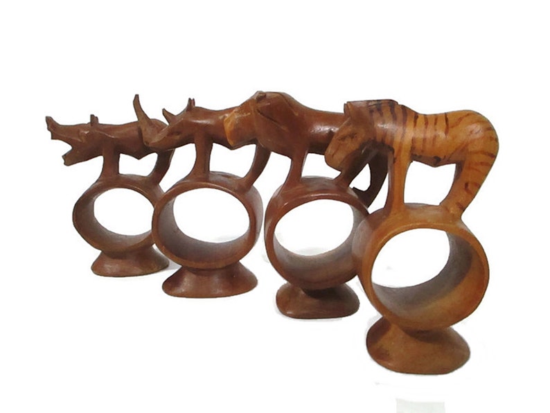 Vintage Wooden Jungle Animal Hand Carved Napkin Rings Set Of 4 Warthog Zebra Rhino Lion Wild Animal Dining Tableware Accessory Free Shipping image 6