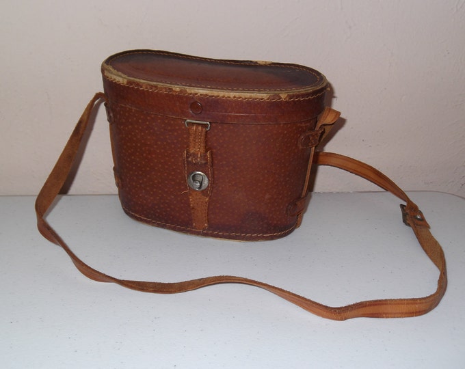 Vintage Binoculars Case 1950s1960s Shabby and Worn Leather Etsy
