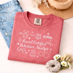 Komfort Farben BCBA T Shirt, Verhaltensanalytiker T Shirt, BCBA Shirt, Autismus T-Shirt, ABA Therapie Geschenk, Behaviour Tech T-Shirt, bcba Grad Geschenk