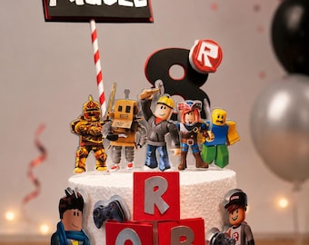 Topper na tort Roblox – dekoracja na imprezę Roblox – solenizant Roblox – zamówienia niestandardowe