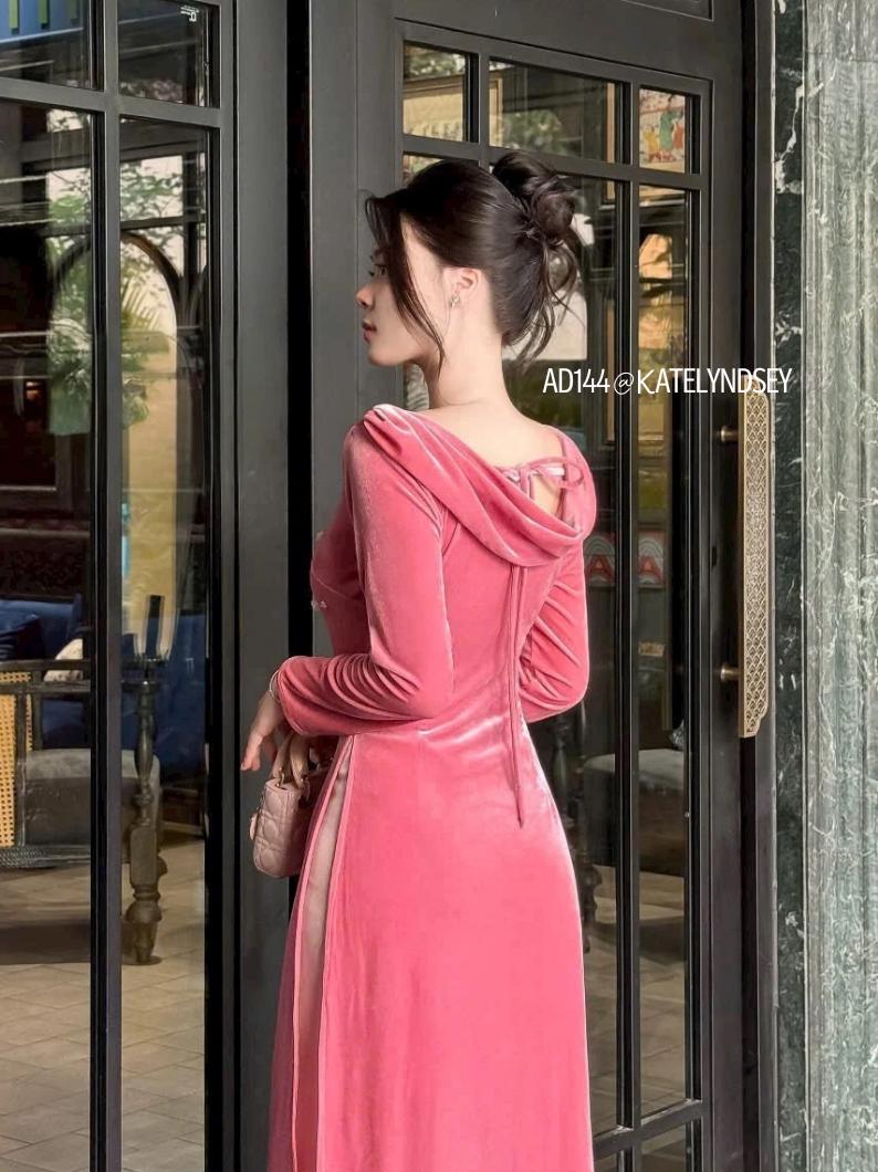women's elegant long sleeve dress Elegant Modern Long Sleeve Wedding Gown with Lace Details and Beaded Corset – Plus Size Available Size 16W