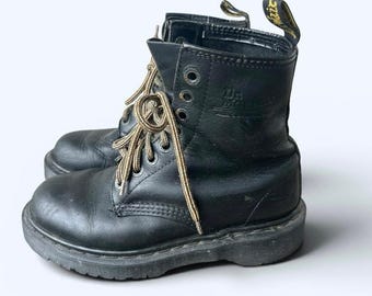 Vintage 70s 80s Dr. Martens 1460 8 Eye Boots Made England Black Grunge Goth UK 4