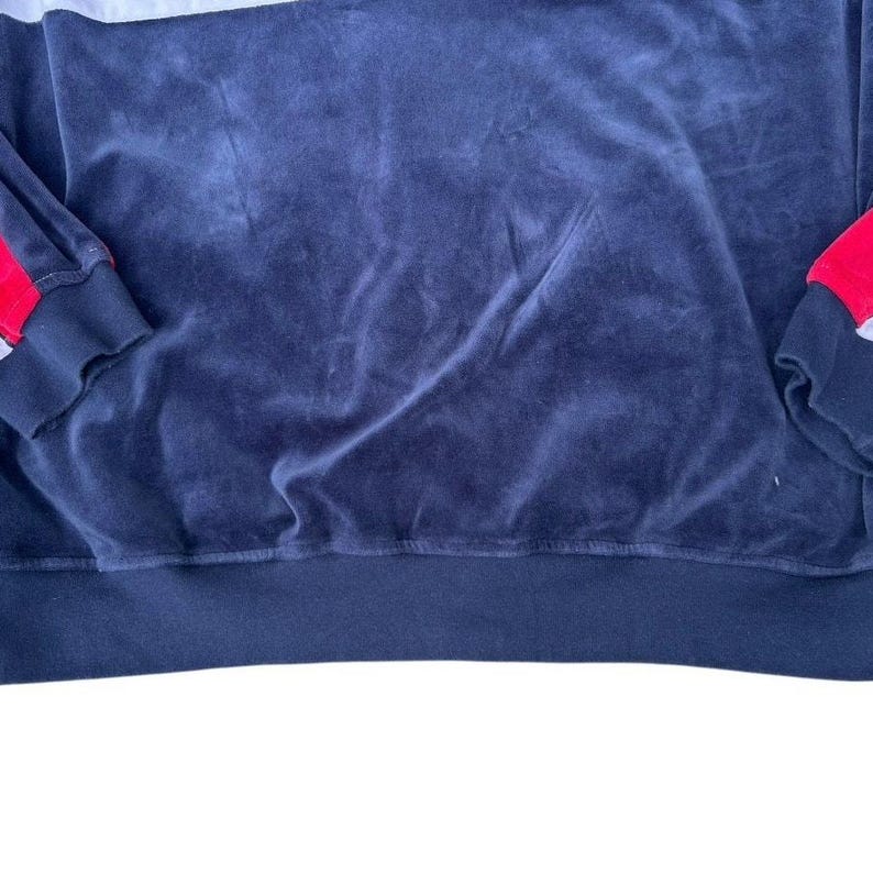 Conjunto deportivo vintage Y2K de Fila de terciopelo, talla XXL, chaqueta y pantalón con cremallera completa en rojo, blanco y azul. imagen 13