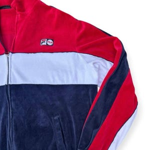 Conjunto deportivo vintage Y2K de Fila de terciopelo, talla XXL, chaqueta y pantalón con cremallera completa en rojo, blanco y azul. imagen 3